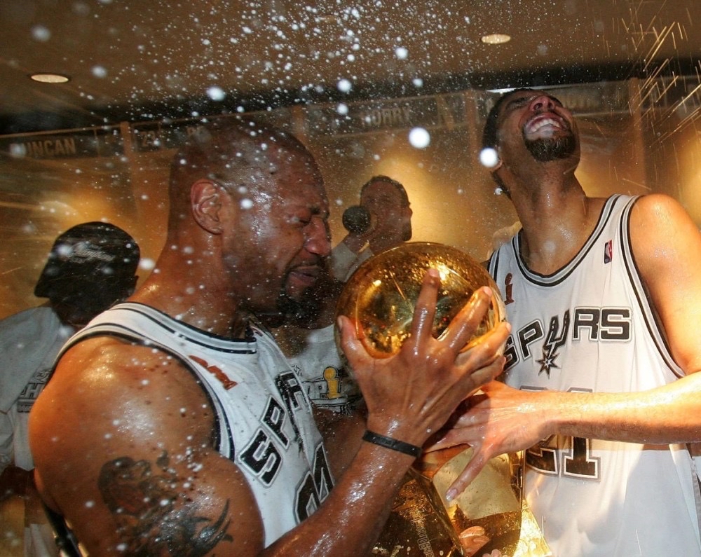 开云官网-关于塞维利亚赛后更衣室发声；志在NBA常规赛名次提升；底气十足；更衣室氛围转暖的信息