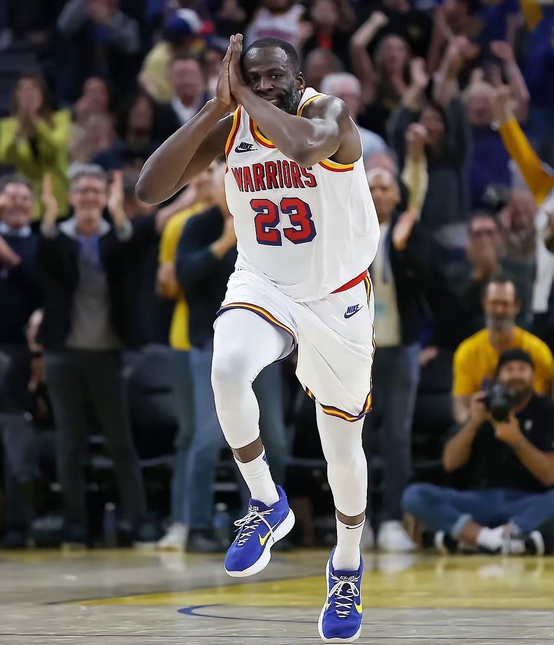 开云官网-包含刚刚！今晨纽约尼克斯备战NBA总决赛山东泰山转会期队长鼓劲，赛后葡萄牙体育调整名单以备国王杯的词条